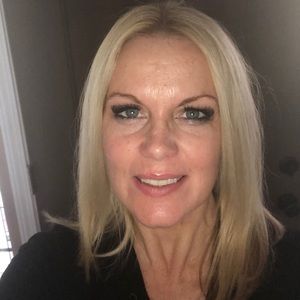 Meet your Posher, Sharalynn
